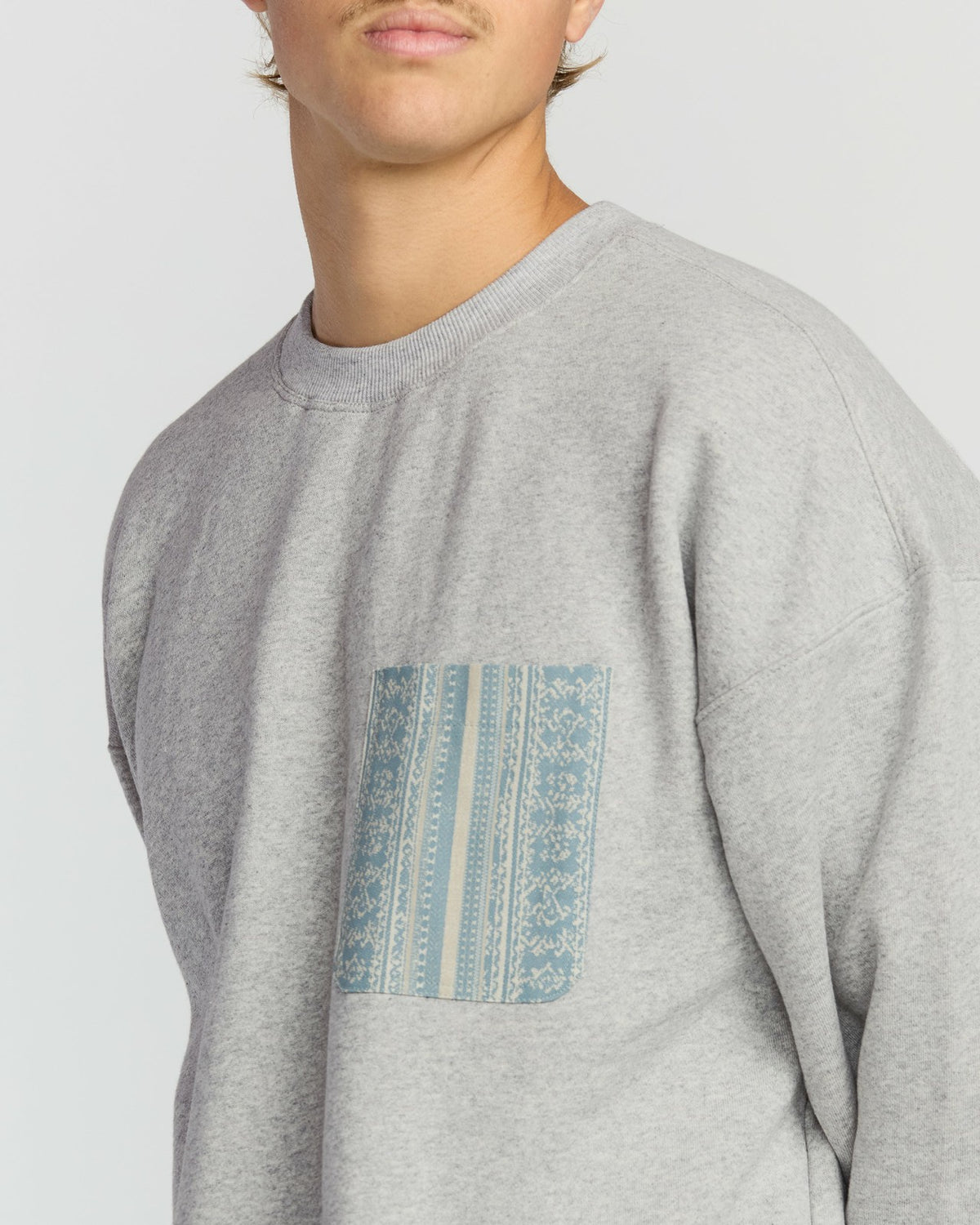 Austin Garage Crew Sweatshirt - Lt Grey Htr | Billabong