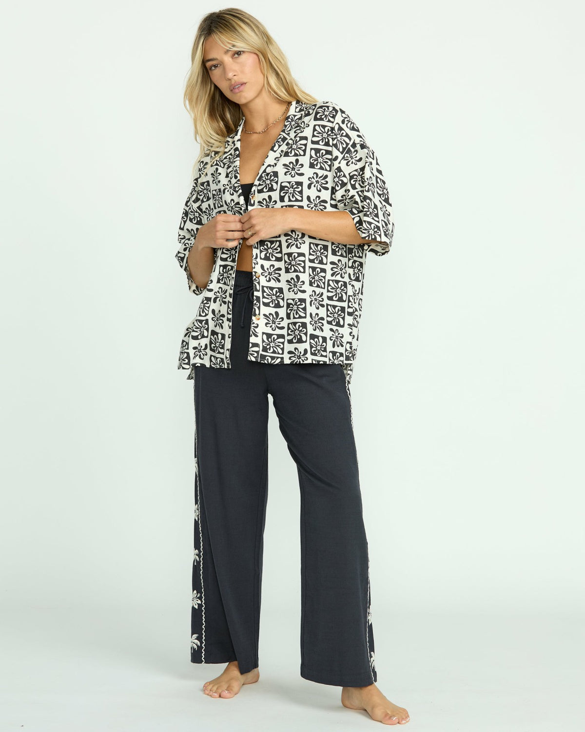 Beach Side Printed Short Sleeve Shirt - Black Sands | Billabong