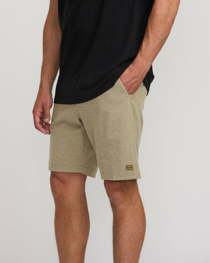 Crossfire Submersible 19" Hybrid Shorts - Khaki | Billabong