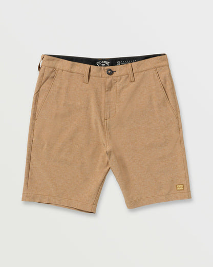 Crossfire Submersible 19" Hybrid Shorts - Tobacco | Billabong