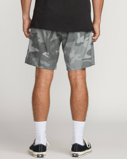 Crossfire Elastic Submersible 18" Hybrid Shorts - Black Camo | Billabong
