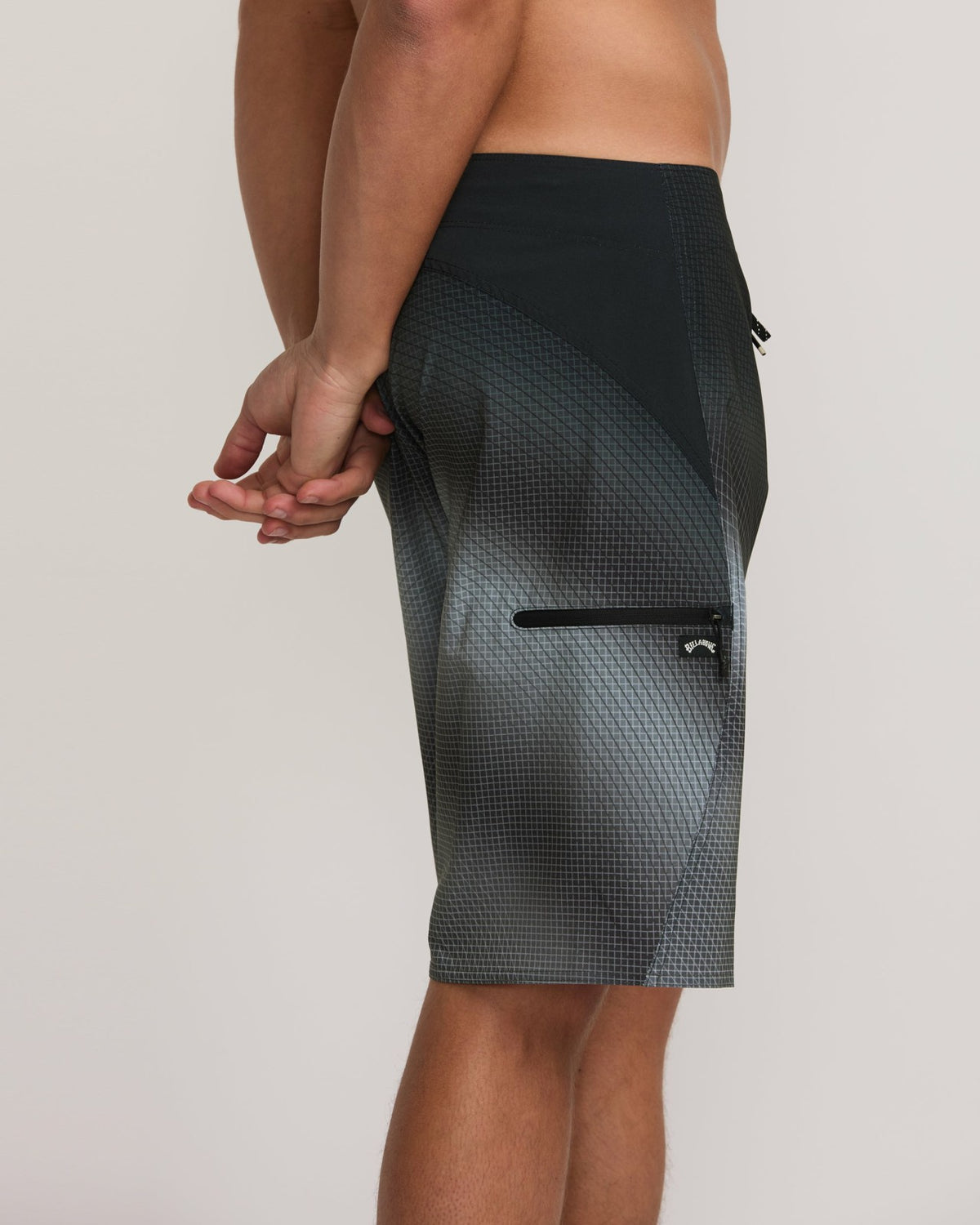 Fluid Pro Performance 21" Boardshorts - Black | Billabong
