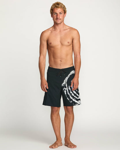 Formula Airlite 19" Boardshorts - Black | Billabong