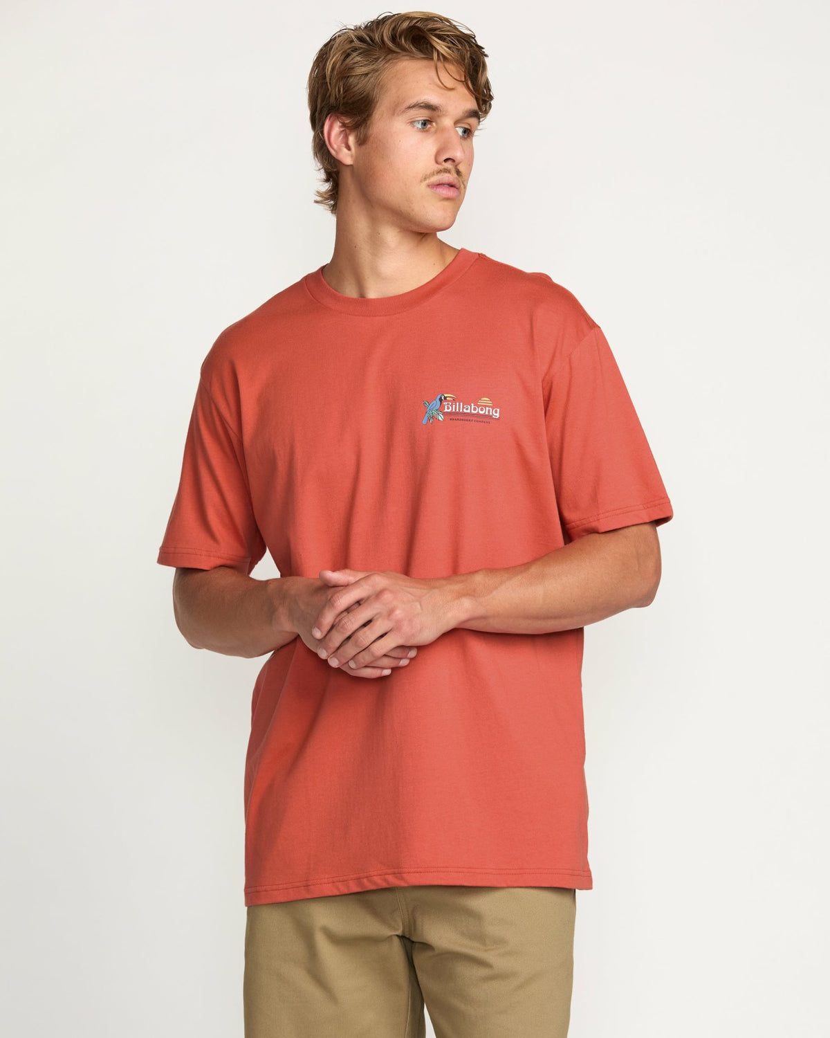 Lounge Premium Tee - Washed Red | Billabong