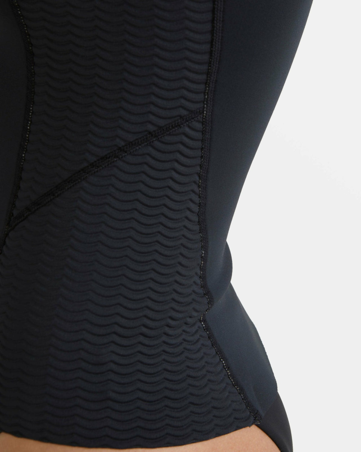 Peeky Natural Flatlock Jacket - Black | Billabong