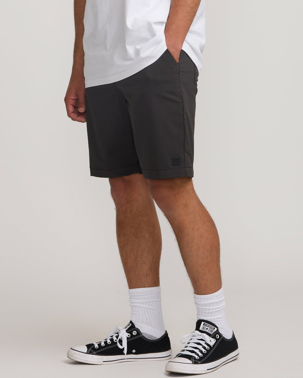 Surftrek Journey 20" Hybrid Shorts - Black | Billabong
