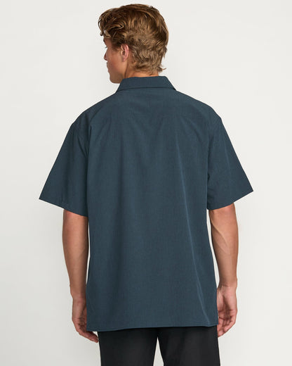Surftrek Perf Short Sleeve Shirt - Navy | Billabong