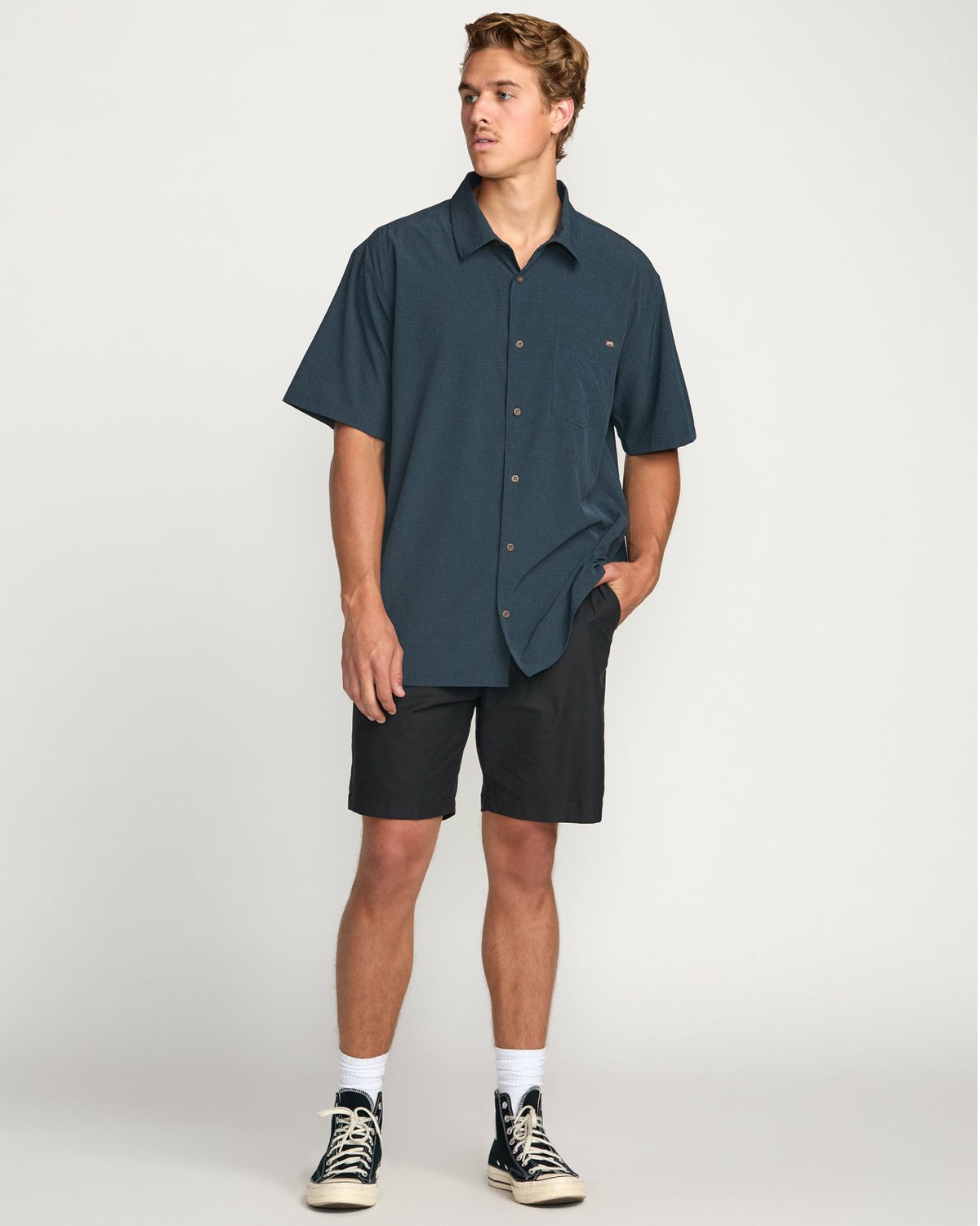 Surftrek Perf Short Sleeve Shirt - Navy | Billabong