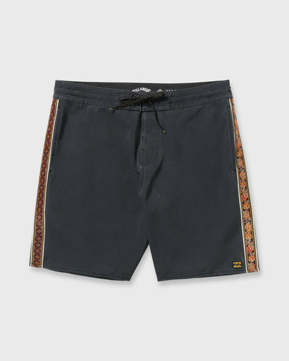 Wategos Lo Tide 19" Boardshorts - Phantom | Billabong